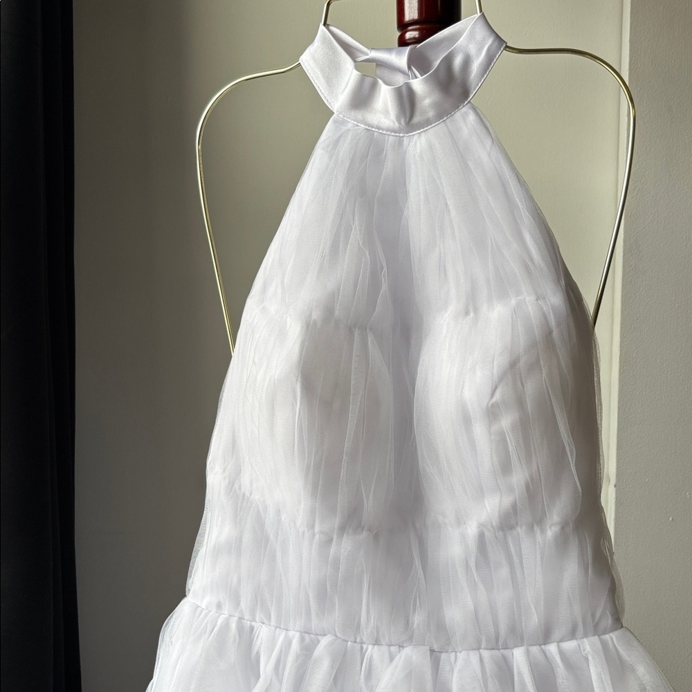 Xuzey Short White Dress - Picture 3 of 7